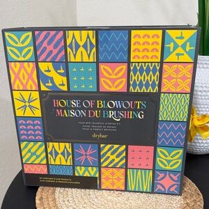 Drybar Colorful Blowout Kit